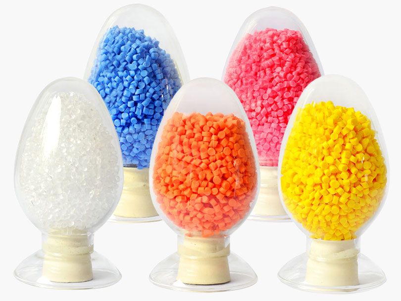 中塑王推出了專為提供消費(fèi)者淋浴舒適度的花灑TPR材料解決方案。這個(gè)方案的TPR材料具備各類優(yōu)異性能——有良好的彈性、回彈收縮性、耐磨性和耐候性,且低碳環(huán)保。中塑王在保證實(shí)現(xiàn)花灑淋浴功能的同時(shí),又同時(shí)兼顧了產(chǎn)品美學(xué)和可持續(xù)發(fā)展。